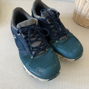 On Cloudflyer Sneakers Athletic Running Blue Womens Size 10